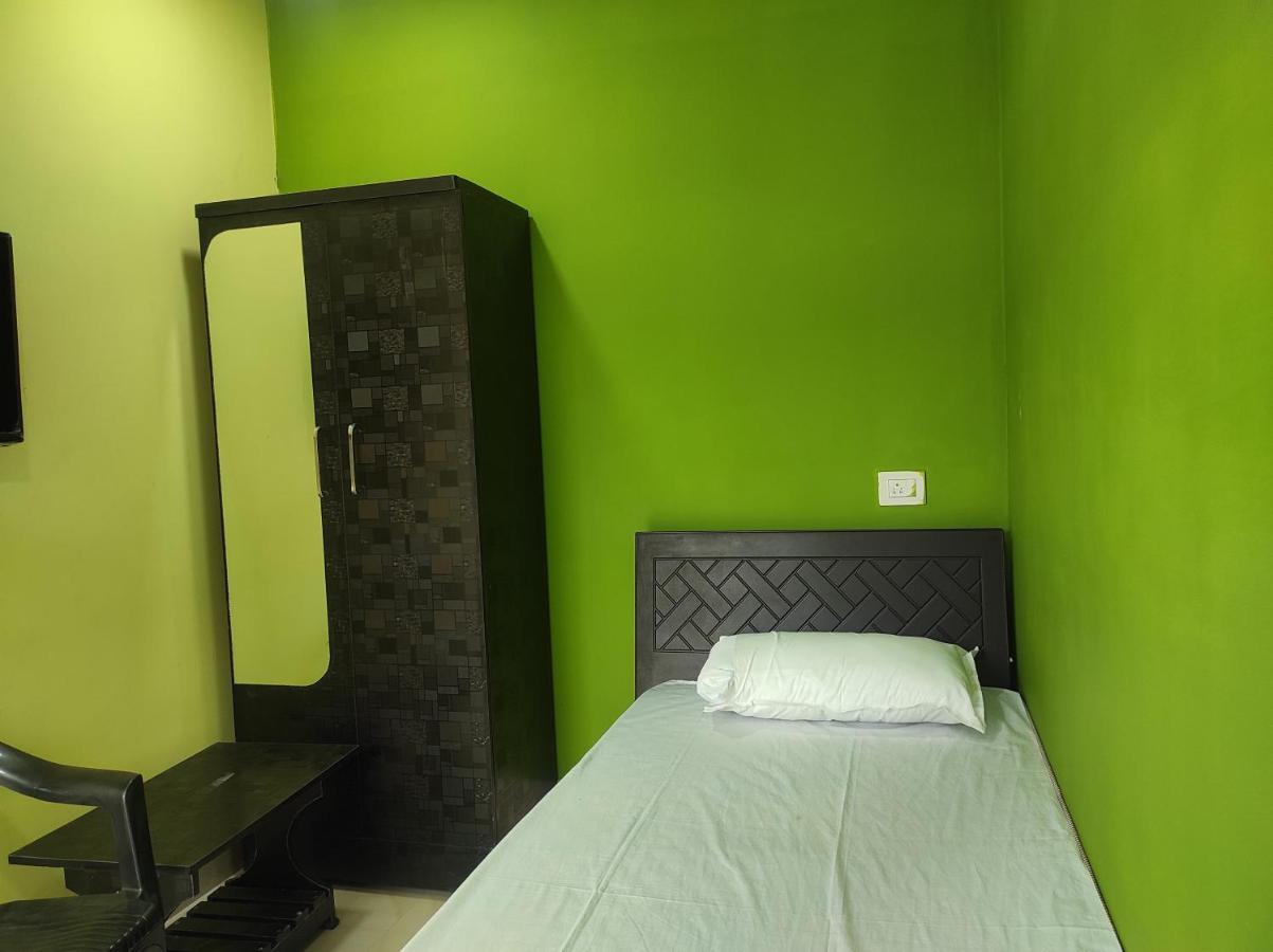 Hotel Sk Lodge Near Guwahati Airport Eksteriør bilde
