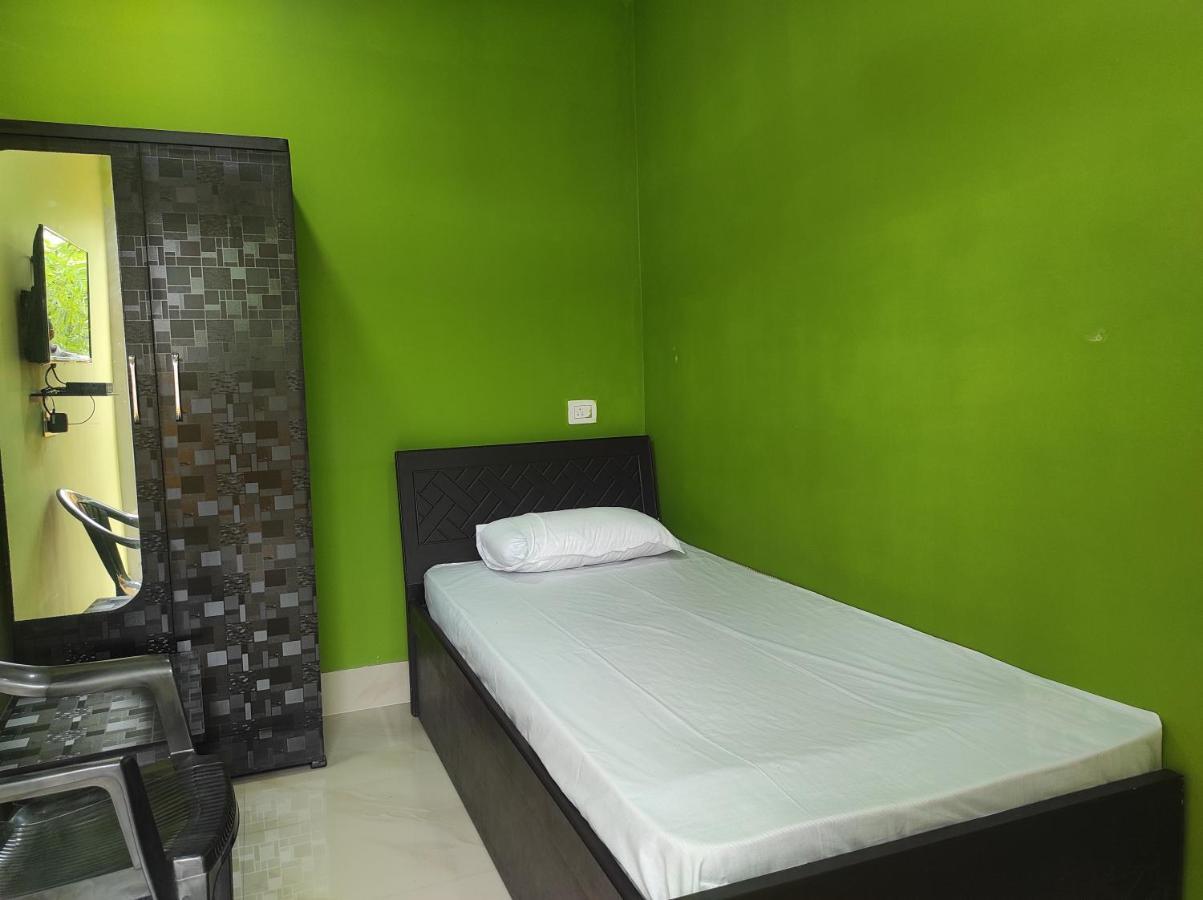 Hotel Sk Lodge Near Guwahati Airport Eksteriør bilde
