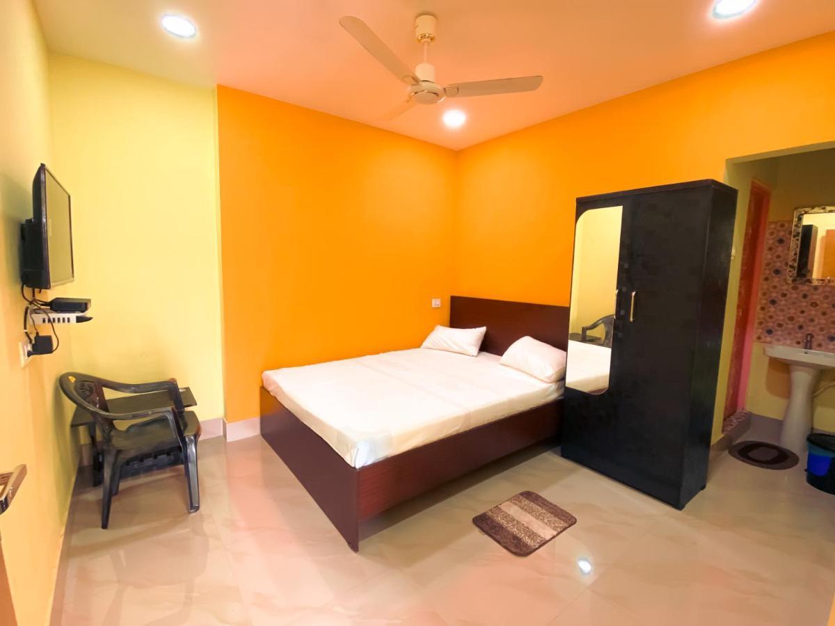 Hotel Sk Lodge Near Guwahati Airport Rom bilde
